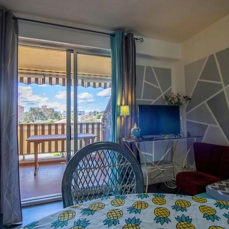 Cosy 35 M2 With Balcony In A Quiet Residence เฟรฌูส ภายนอก รูปภาพ